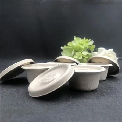 Bagasse Siúcra 100% In-bhith-dhíghrádaithe agus In-Chompordach Cupán Anlann 2 Oz Le clúdach